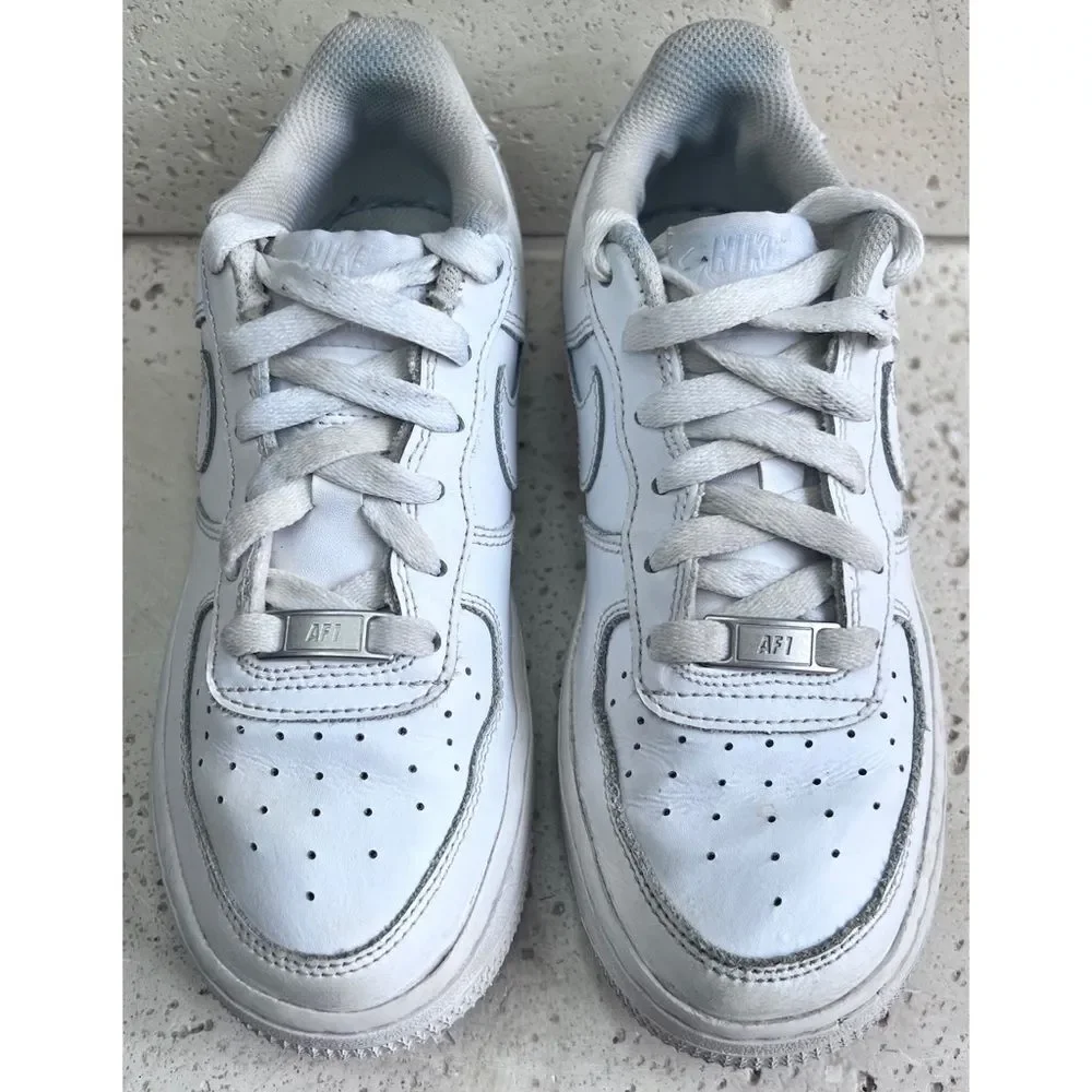 Nike Air Force 1 '07 Low Top Sneakers Triple White DH2920-111 Size 4 Youth